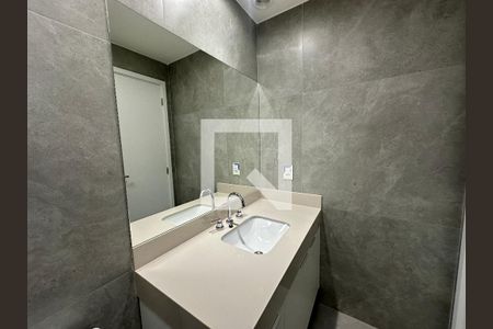 Banheiro da Suíte de apartamento para alugar com 1 quarto, 51m² em Alphaville Industrial, Barueri