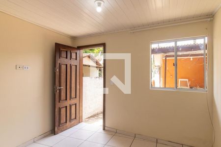 Sala/Quarto de kitnet/studio para alugar com 1 quarto, 20m² em Novo Mundo, Curitiba