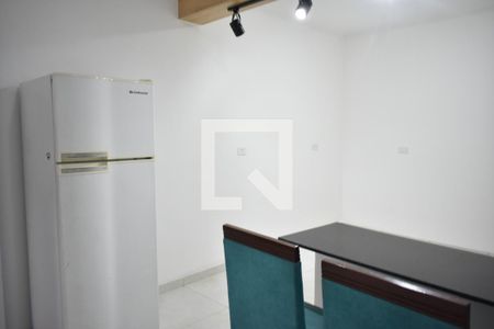 Kitnet de casa para alugar com 0 quarto, 23m² em São Judas, São Paulo