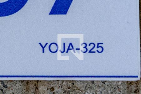 placa instalada em 06/12/2025 com o código YOJA-325 de apartamento à venda com 2 quartos, 82m² em Buritis, Belo Horizonte