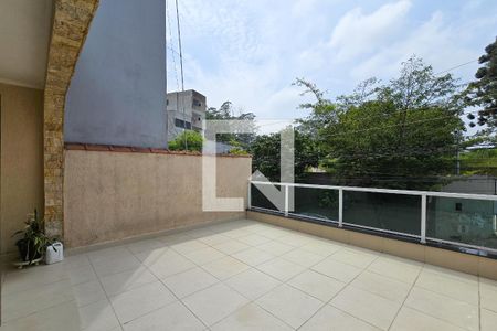 Sacada de casa à venda com 3 quartos, 170m² em Bairro dos Casa, São Bernardo do Campo
