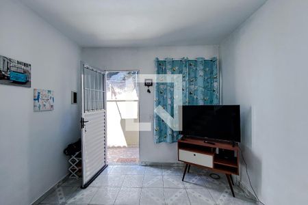 Sala (Casa 2) de casa à venda com 4 quartos, 138m² em Pari, São Paulo