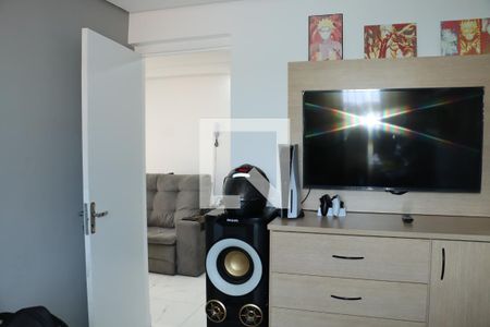 Apartamento para alugar com 2 quartos, 50m² em Parque Pirajussara, Embu das Artes