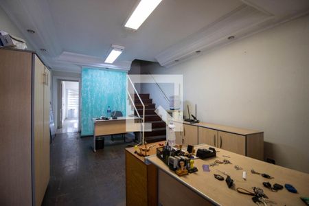 Sala de casa à venda com 6 quartos, 206m² em Jardim Monte Alegre, Taboão da Serra