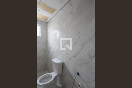 Banheiro da Suíte de apartamento à venda com 2 quartos, 50m² em Serrano, Belo Horizonte