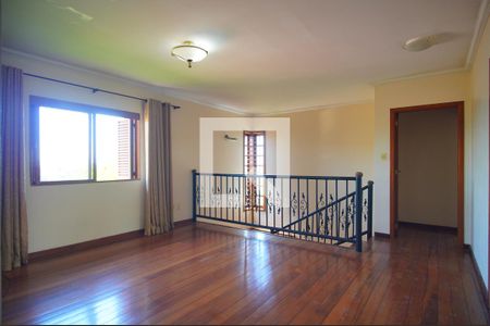 Sala 2 de casa para alugar com 4 quartos, 350m² em Pinheiro, São Leopoldo