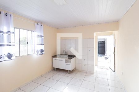 Cozinha de apartamento para alugar com 1 quarto, 30m² em Bela Vista, Osasco