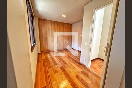 Casa à venda com 4 quartos, 400m² em Residencial Barão do Café, Campinas