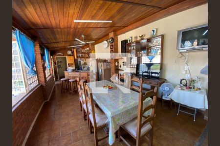 Casa à venda com 4 quartos, 360m² em Chácara da Barra, Campinas