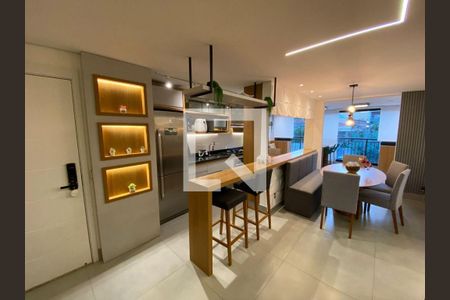 Apartamento à venda com 2 quartos, 83m² em Taquaral, Campinas