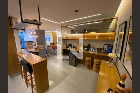 Apartamento à venda com 2 quartos, 83m² em Taquaral, Campinas