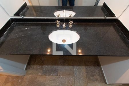 Lavabo de casa à venda com 4 quartos, 443m² em Vila Nogueira, Campinas