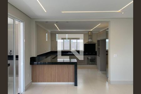 Casa à venda com 3 quartos, 278m² em Swiss Park, Campinas