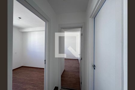 Corredor de apartamento para alugar com 2 quartos, 62m² em Recreio dos Bandeirantes, Rio de Janeiro