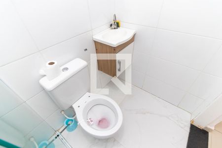 Banheiro de casa para alugar com 1 quarto, 26m² em Jardim Lajeado, São Paulo