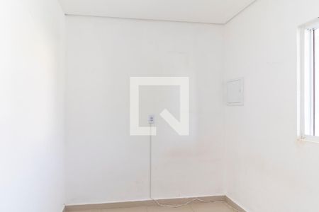 Quarto de casa para alugar com 1 quarto, 26m² em Jardim Lajeado, São Paulo