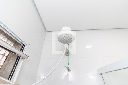 Banheiro de casa para alugar com 1 quarto, 26m² em Jardim Lajeado, São Paulo