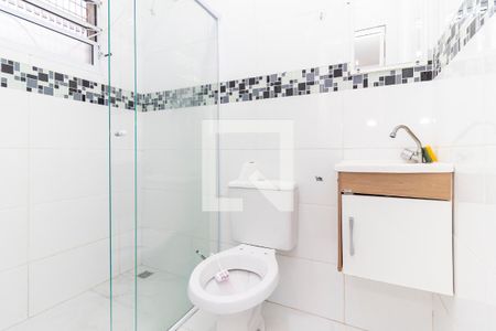 Banheiro de casa para alugar com 1 quarto, 26m² em Jardim Lajeado, São Paulo