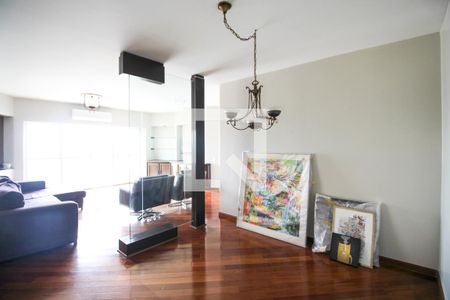 Sala de apartamento à venda com 4 quartos, 192m² em Moema, São Paulo