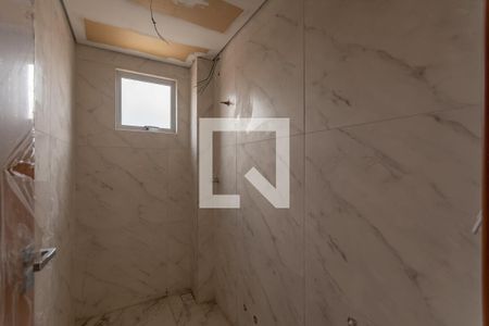Banheiro Social de apartamento à venda com 2 quartos, 60m² em Serrano, Belo Horizonte