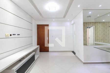 Sala de apartamento para alugar com 2 quartos, 48m² em Vila Carmosina, São Paulo