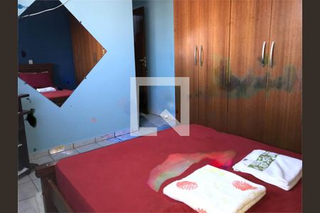 Casa à venda com 3 quartos, 210m² em Parque Novo Oratório, Santo André