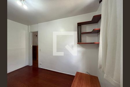 Apartamento para alugar com 2 quartos, 55m² em Vila Iório, São Paulo