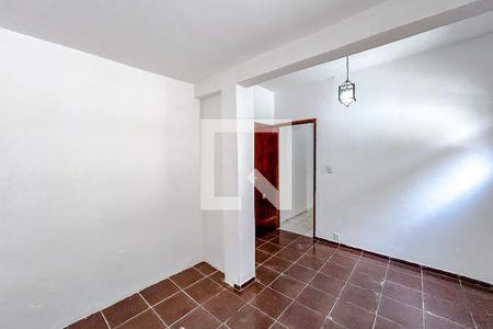 Quarto 1 de casa para alugar com 3 quartos, 100m² em Vila Carrão, São Paulo