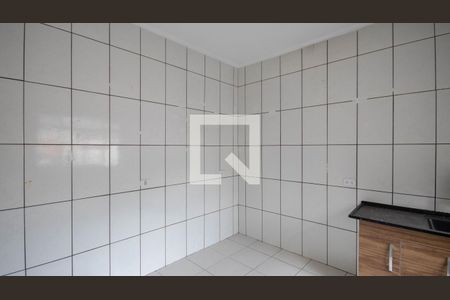 Cozinha de casa para alugar com 2 quartos, 82m² em Parque Vitoria, São Paulo