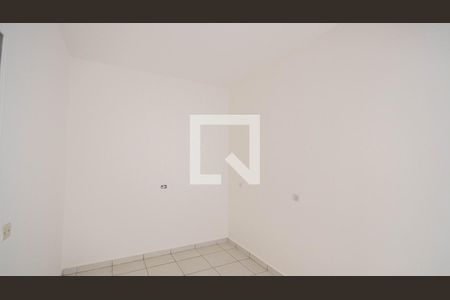 Sala de casa para alugar com 2 quartos, 82m² em Parque Vitoria, São Paulo