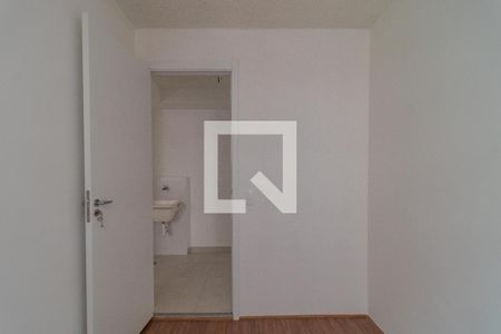 Quarto de apartamento para alugar com 2 quartos, 34m² em Parque Industrial Tomas Edson, São Paulo