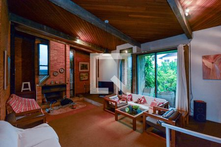 Sala de casa para alugar com 4 quartos, 280m² em Jardim Prudência, São Paulo