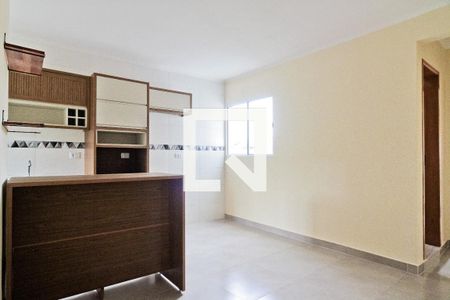Sala de apartamento para alugar com 2 quartos, 65m² em Vila Mangalot, São Paulo