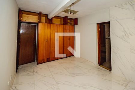 Casa para alugar com 3 quartos, 250m² em Sinimbu, Belo Horizonte