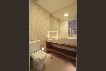 Lavabo de apartamento à venda com 3 quartos, 210m² em Moema, São Paulo