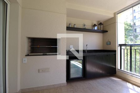 Varanda de apartamento à venda com 3 quartos, 210m² em Moema, São Paulo