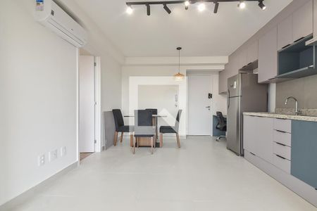 Sala/cozinha de apartamento para alugar com 1 quarto, 35m² em Ipiranga, São Paulo