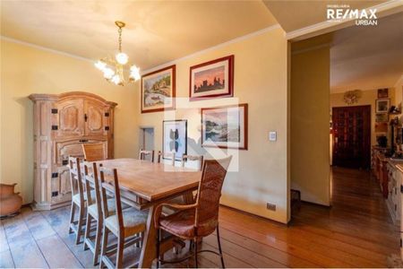 Casa à venda com 3 quartos, 150m² em Vila Cordeiro, São Paulo