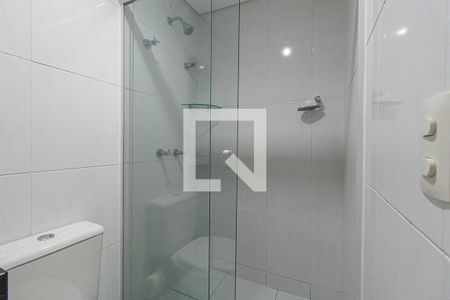 Banheiro Social de apartamento para alugar com 2 quartos, 50m² em Alto da Xv, Curitiba