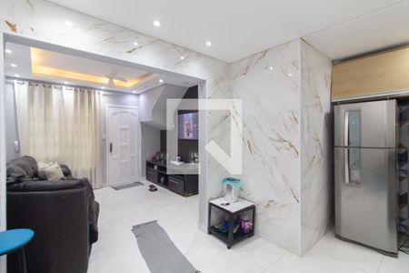 Cozinha de casa de condomínio à venda com 3 quartos, 83m² em Vila Jacuí, São Paulo