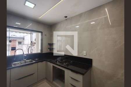 Cozinha de casa para alugar com 2 quartos, 189m² em Curicica, Rio de Janeiro