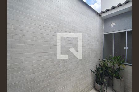 Jardim de Inverno / Varanda de casa para alugar com 2 quartos, 189m² em Curicica, Rio de Janeiro