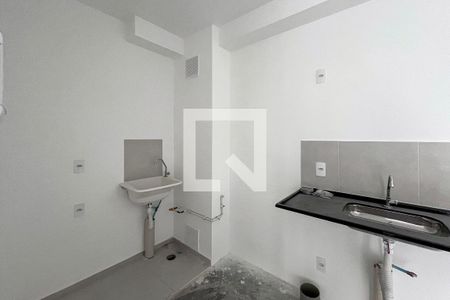 Cozinha e Área de Serviço de apartamento à venda com 2 quartos, 38m² em Ipiranga, São Paulo
