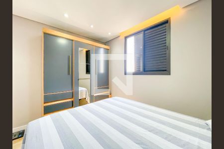 Suíte de apartamento para alugar com 2 quartos, 59m² em Vila Menck, Osasco