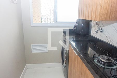 Cozinha e Área de Serviço de apartamento à venda com 3 quartos, 53m² em Veleiros, São Paulo