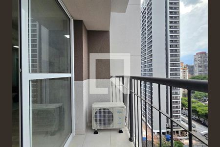 Varanda de kitnet/studio para alugar com 1 quarto, 24m² em Vila Olímpia, São Paulo