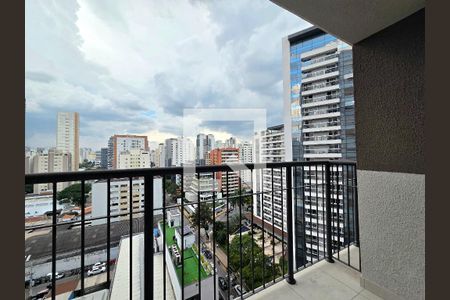 Varanda de kitnet/studio para alugar com 1 quarto, 24m² em Vila Olímpia, São Paulo