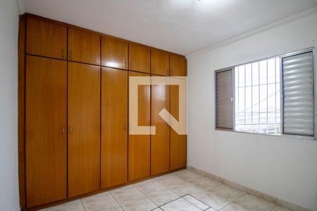 Quarto 1  de casa para alugar com 2 quartos, 89m² em Parque Pinheiros, Taboão da Serra