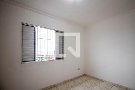 Quarto 1  de casa para alugar com 2 quartos, 89m² em Parque Pinheiros, Taboão da Serra
