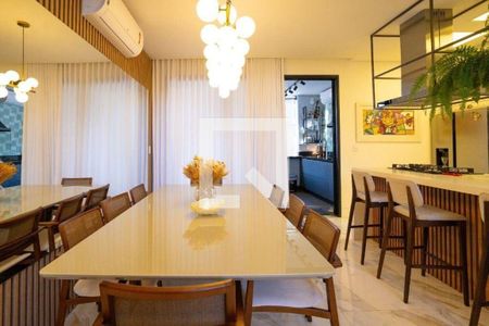 Casa à venda com 3 quartos, 226m² em Jardim Ermida I, Jundiaí